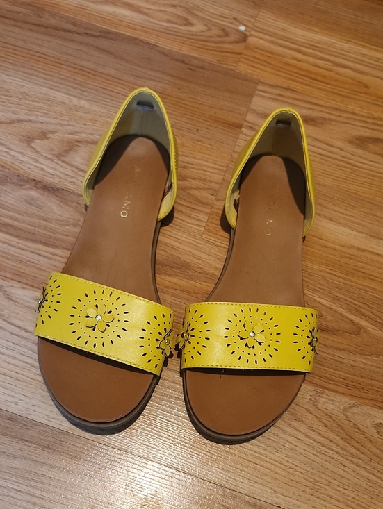 Andiamo Shoes - Andiamo Yellow Women's Floral Cutout D'Orsay Sandals